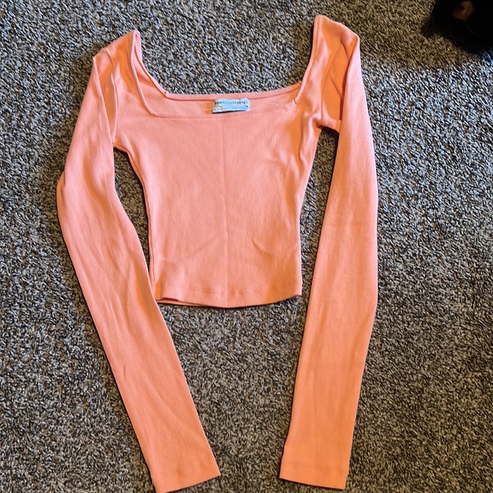 Nwot urban outfitter long sleeve crop - Picture 2 of 3